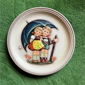 M. J. Hummel by Goebel Anniversary Plate. Iconic “Stormy Weather”. 1st Ed. 1975